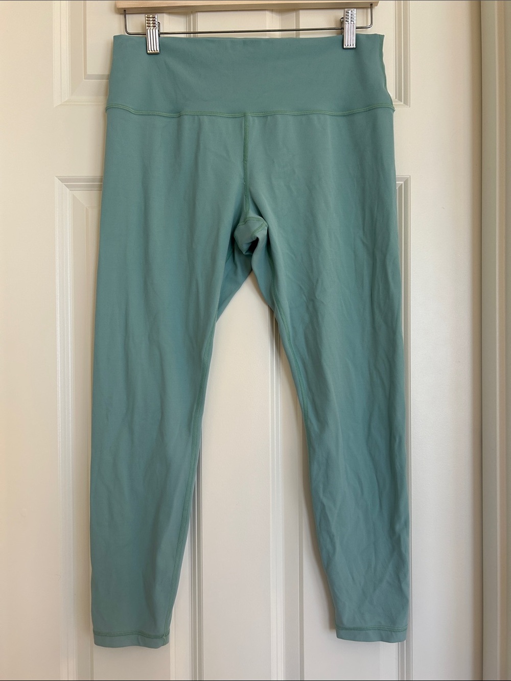 Athleta XL TALL Transcend 7/8 Tight Leggings Green High Rise Workout Yoga Gym